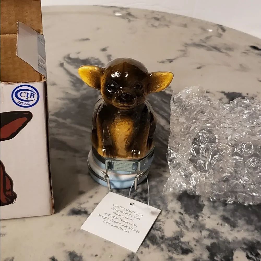 ContainerArt  Chihuahua Storage